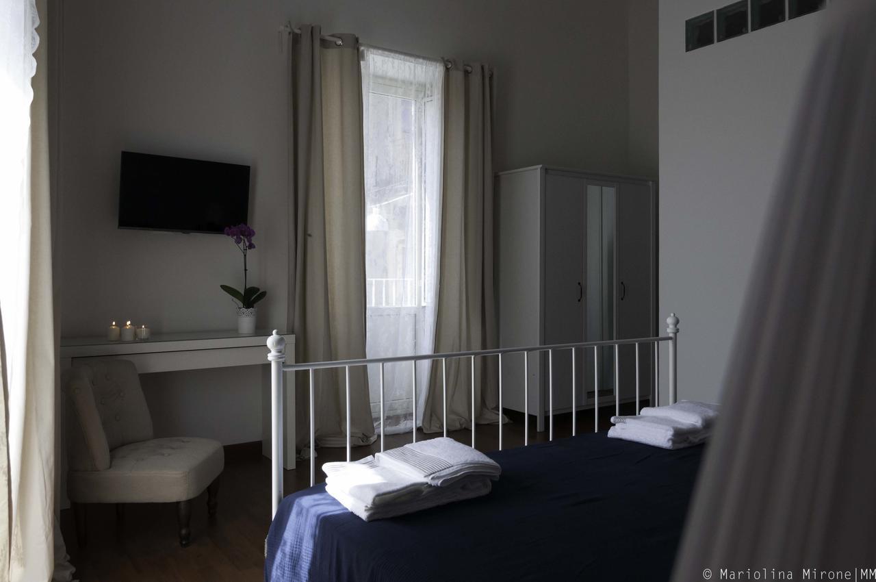 I Balconi Sul Castello Bed and Breakfast Catánia Buitenkant foto